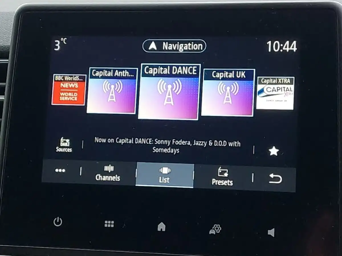 2022-renault-captur-10-tce-se-edition-big-12