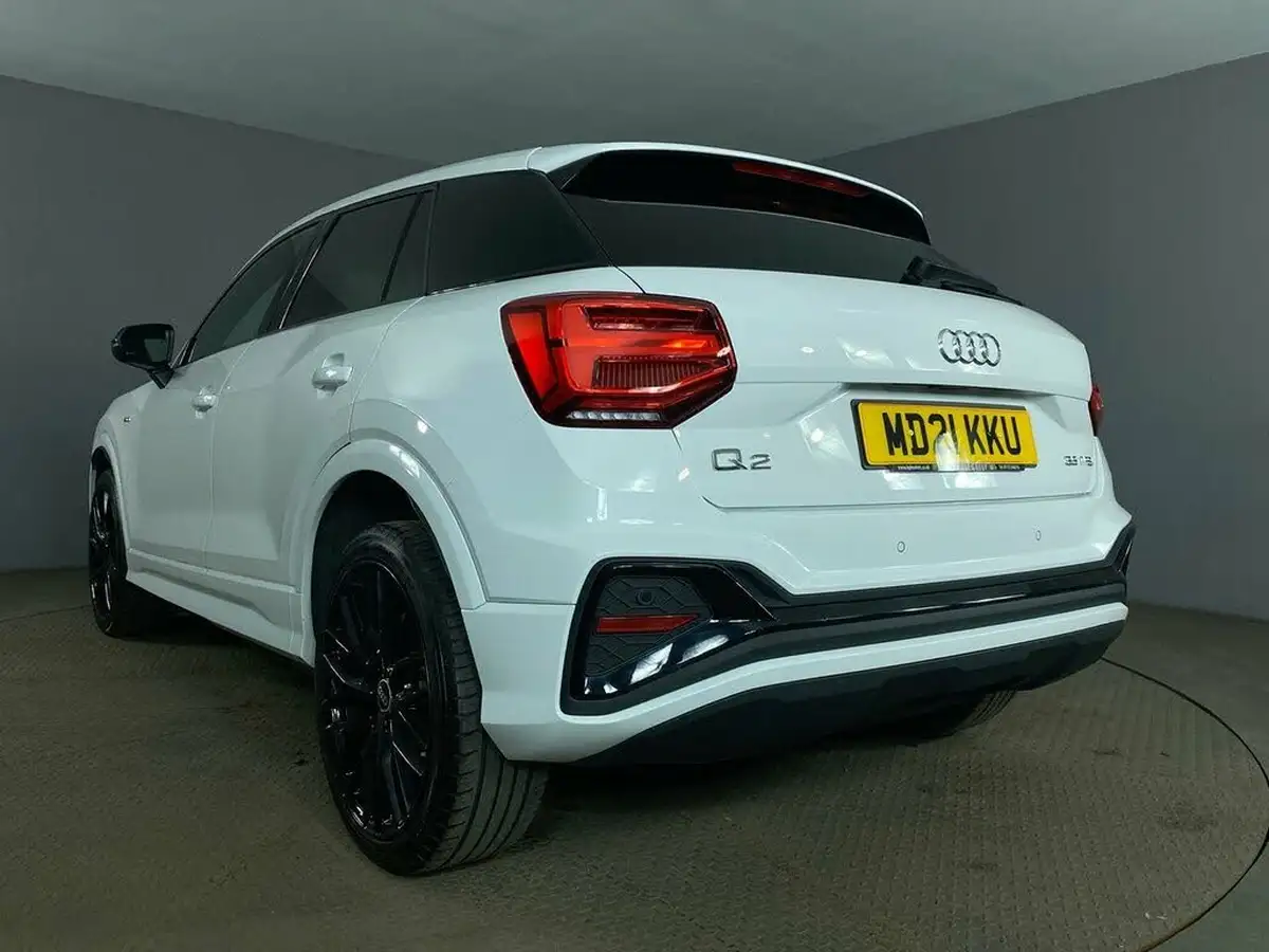 2021-audi-q2-15-35-tfsi-black-edition-s-tronic-big-13