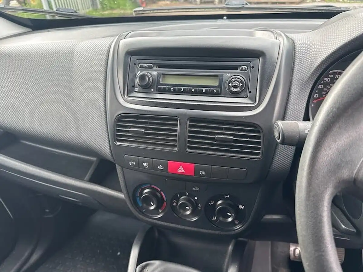 2015-fiat-doblo-cargo-13td-v-l1-panel-van-big-23
