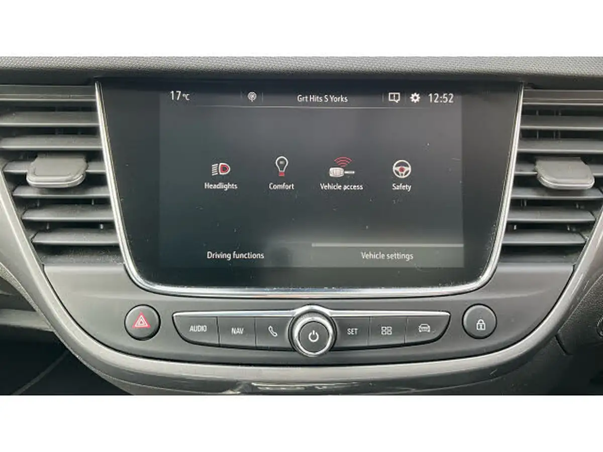 2022-vauxhall-crossland-12-ultimate-110ps-big-32