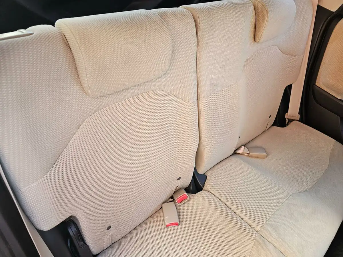 2012-honda-jazz-big-19