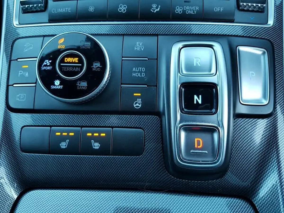 2021-hyundai-santa-fe-16-t-gdi-premium-265ps-4wd-phev-big-16