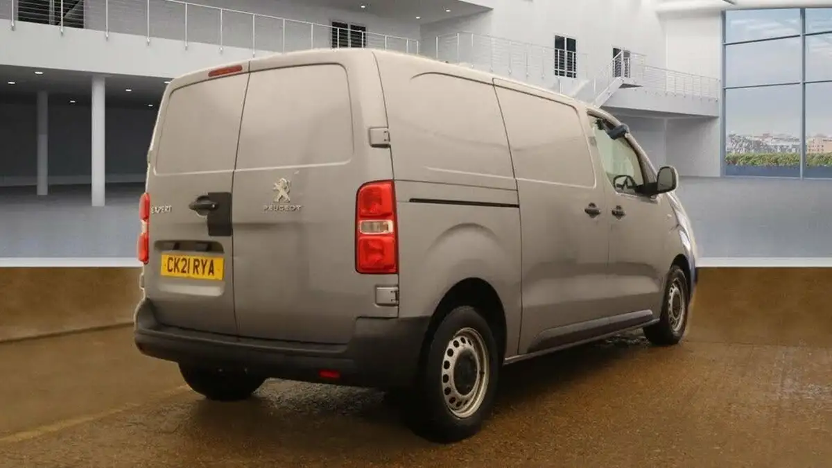 2021-peugeot-expert-20-bluehdi-professional-standard-1400-eu6d-crew-big-3