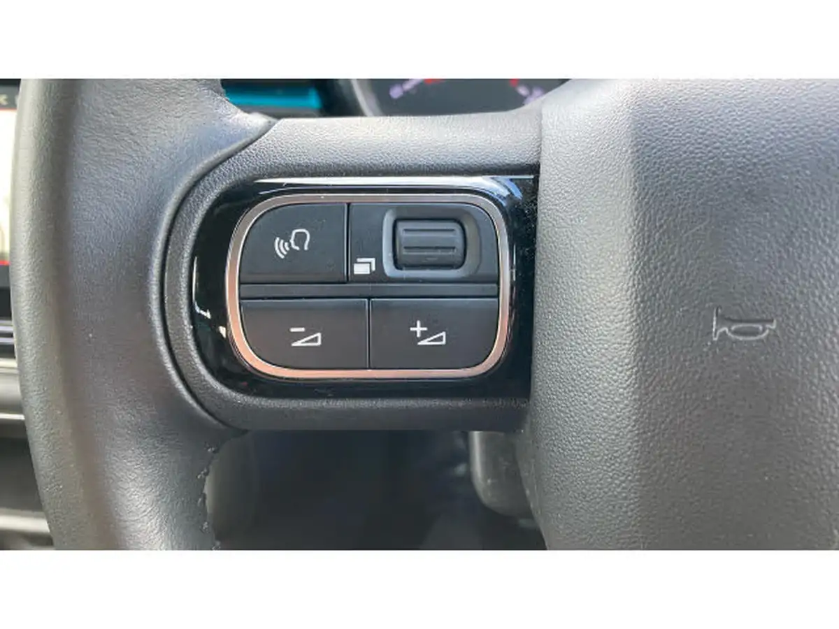 2022-citroen-c3-12-puretech-shine-plus-110ps-ss-eat6-big-28