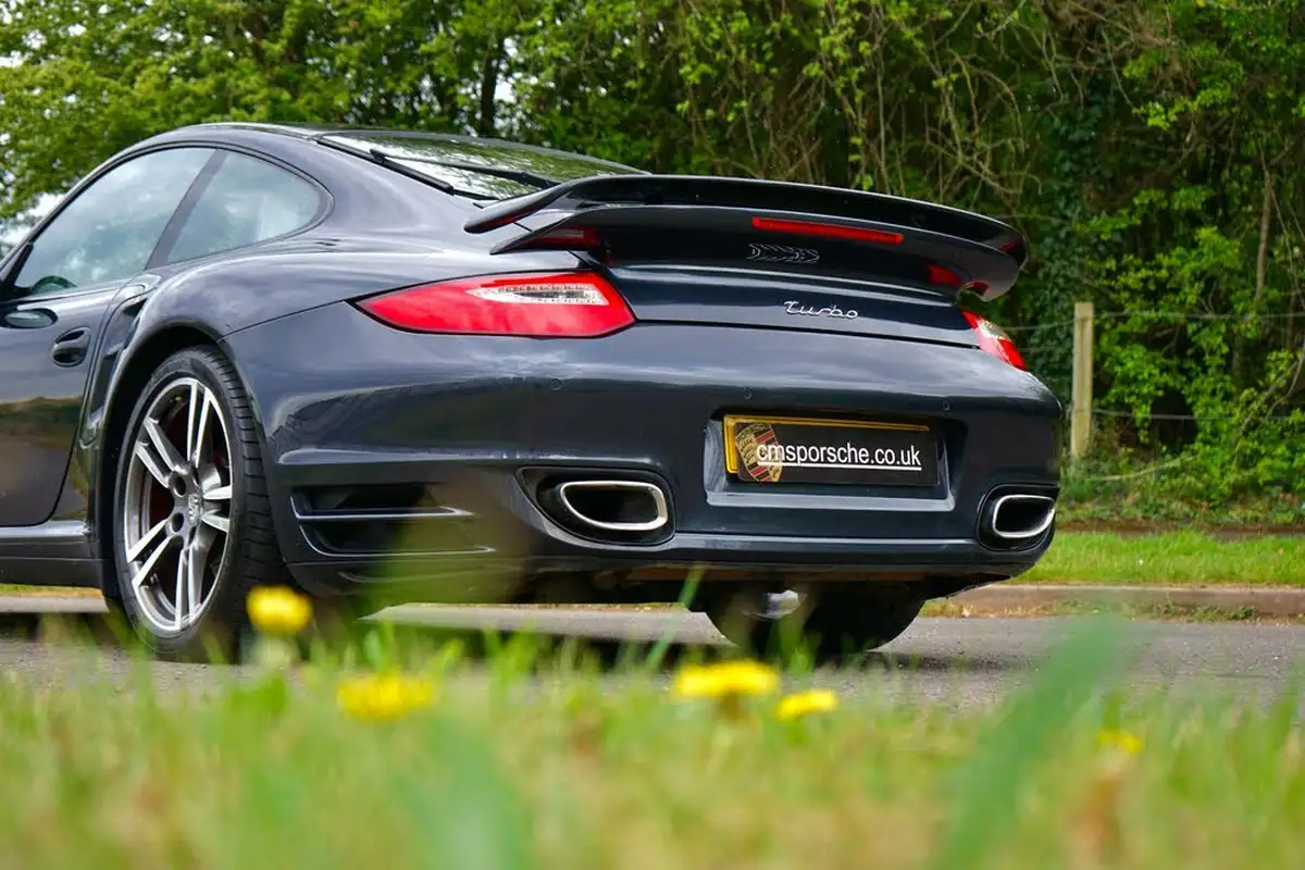 2010-porsche-911-38-turbo-coupe-pdk-big-3