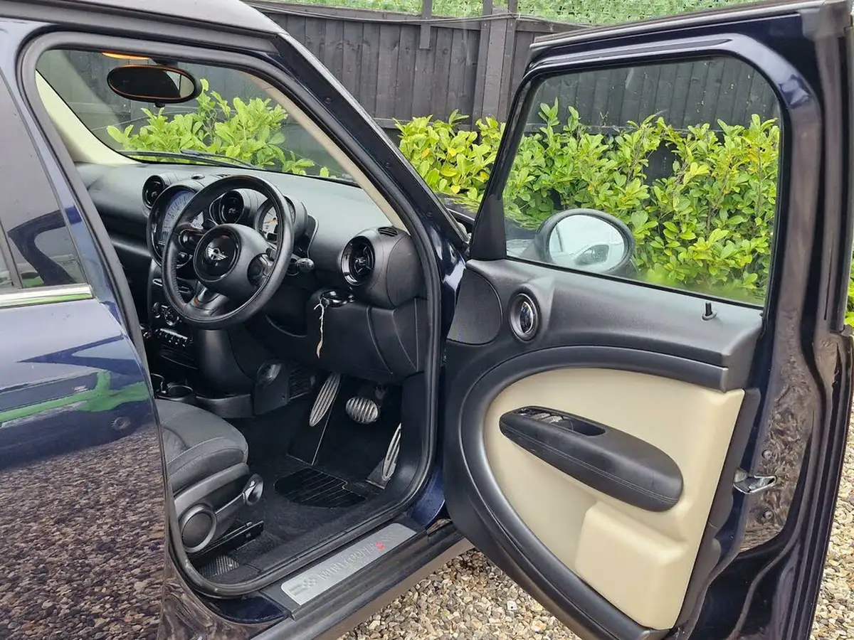 2013-mini-countryman-20td-cooper-sd-auto-big-15