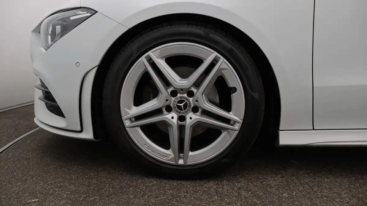 2021-mercedes-benz-cla-big-18