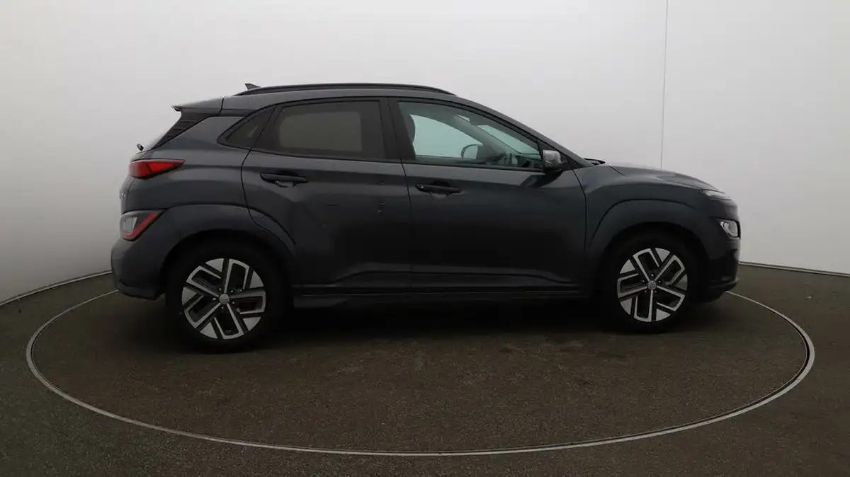 2022-hyundai-kona-e-premium-204ps-64kwh-7kw-obc-big-8