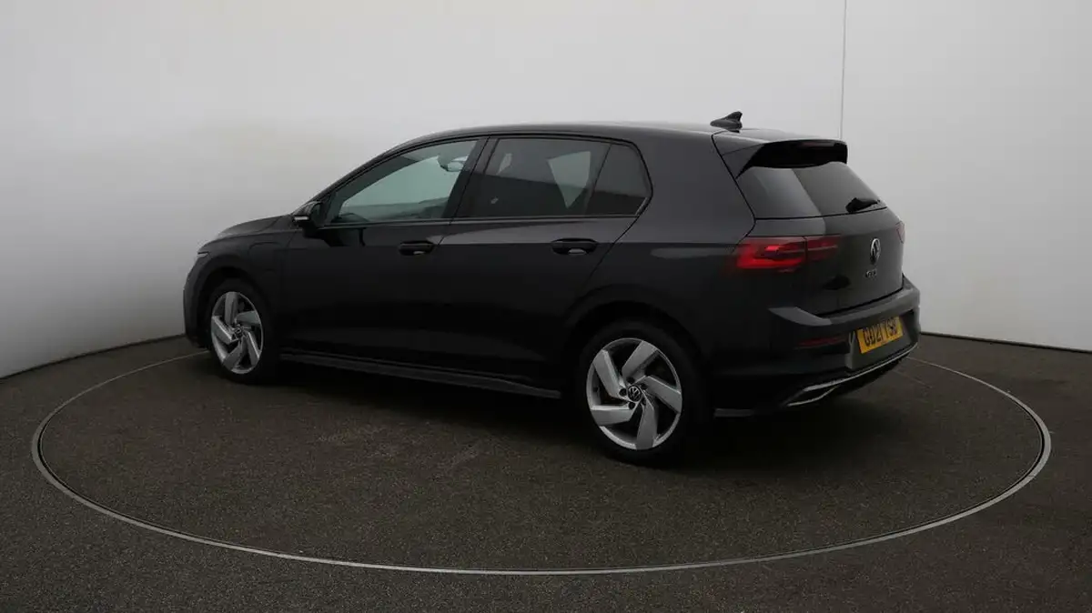 2021-volkswagen-golf-14-tsi-gte-big-28