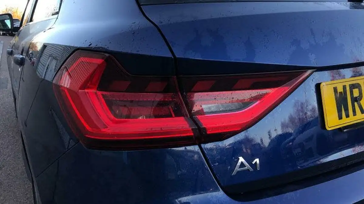 2024-audi-a1-10-30-tfsi-s-line-116ps-tronic-big-43