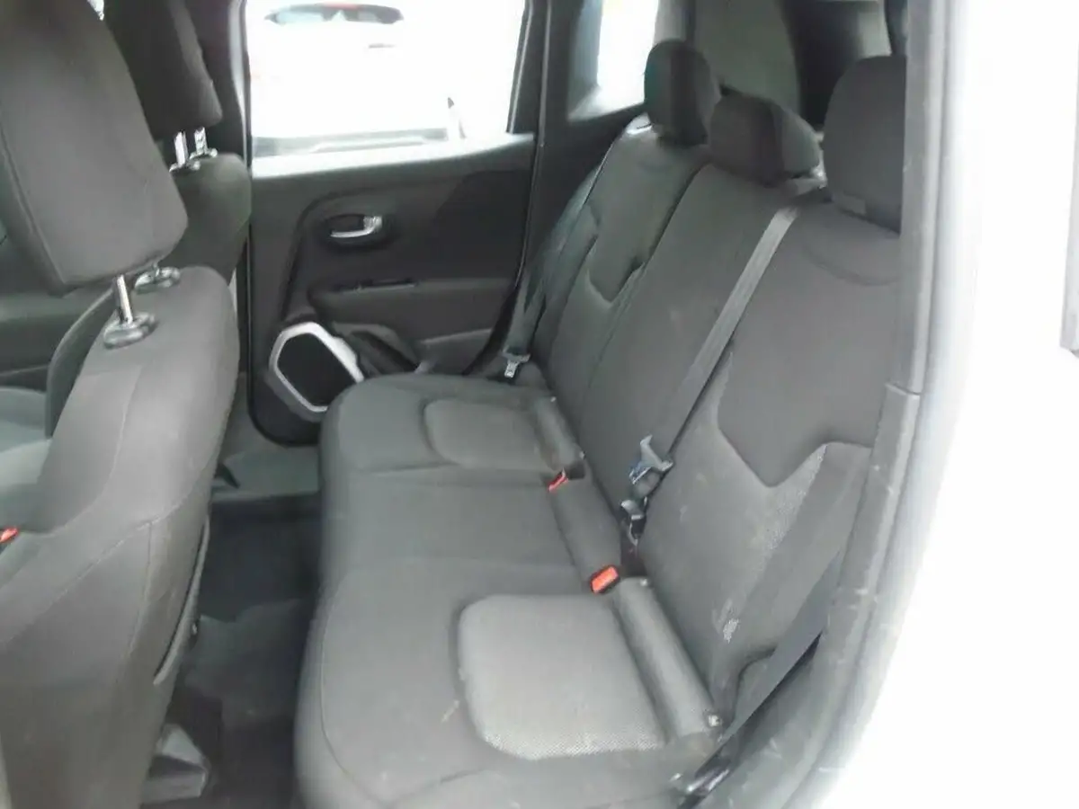 2016-jeep-renegade-14-multiair-ii-longitude-big-10