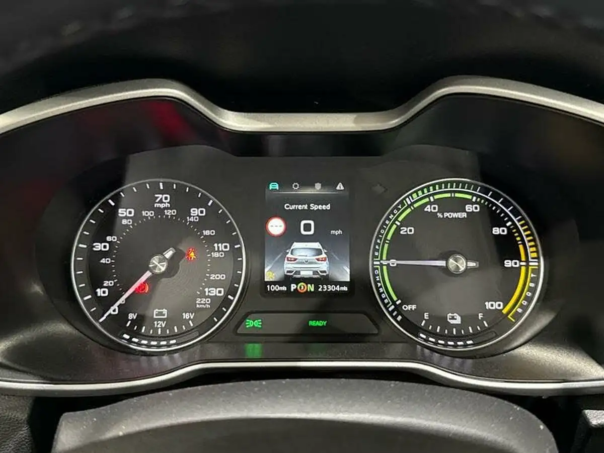 2020-mg-zs-suv-e-exclusive-ev-big-15