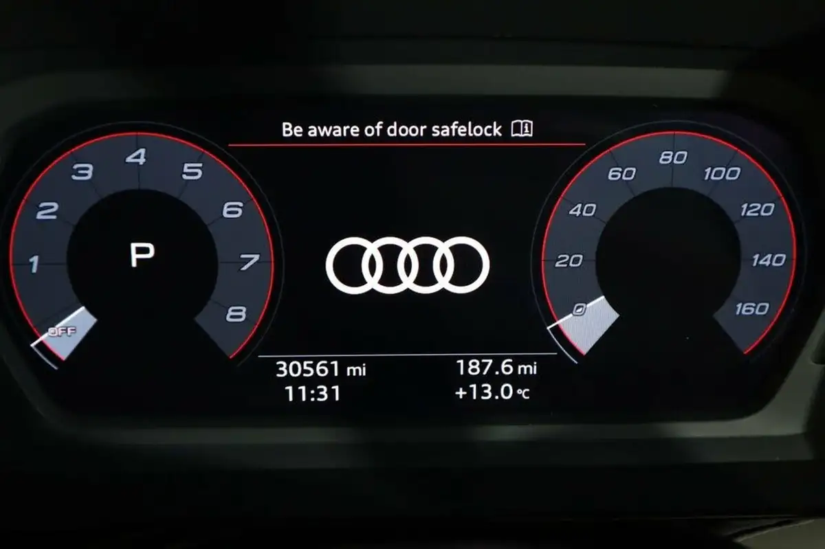 2022-audi-s3-20-tfsi-sportback-5d-big-48