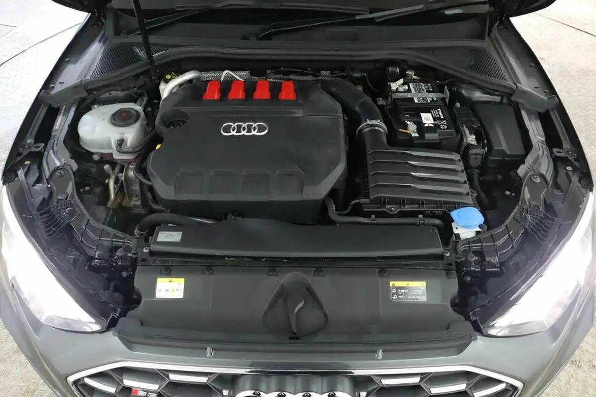 2022-audi-s3-20-tfsi-sportback-5d-big-24
