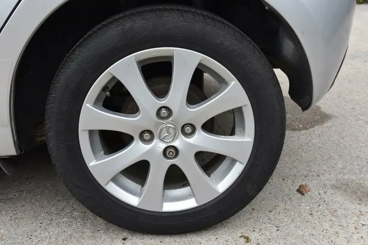 2008-mazda-mazda2-13-ts2-5d-big-42