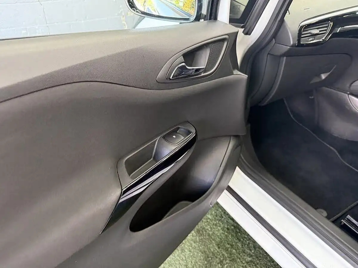 2015-vauxhall-corsa-10i-turbo-limited-edition-3d-big-33