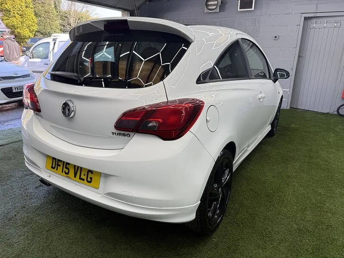 2015-vauxhall-corsa-10i-turbo-limited-edition-3d-big-9