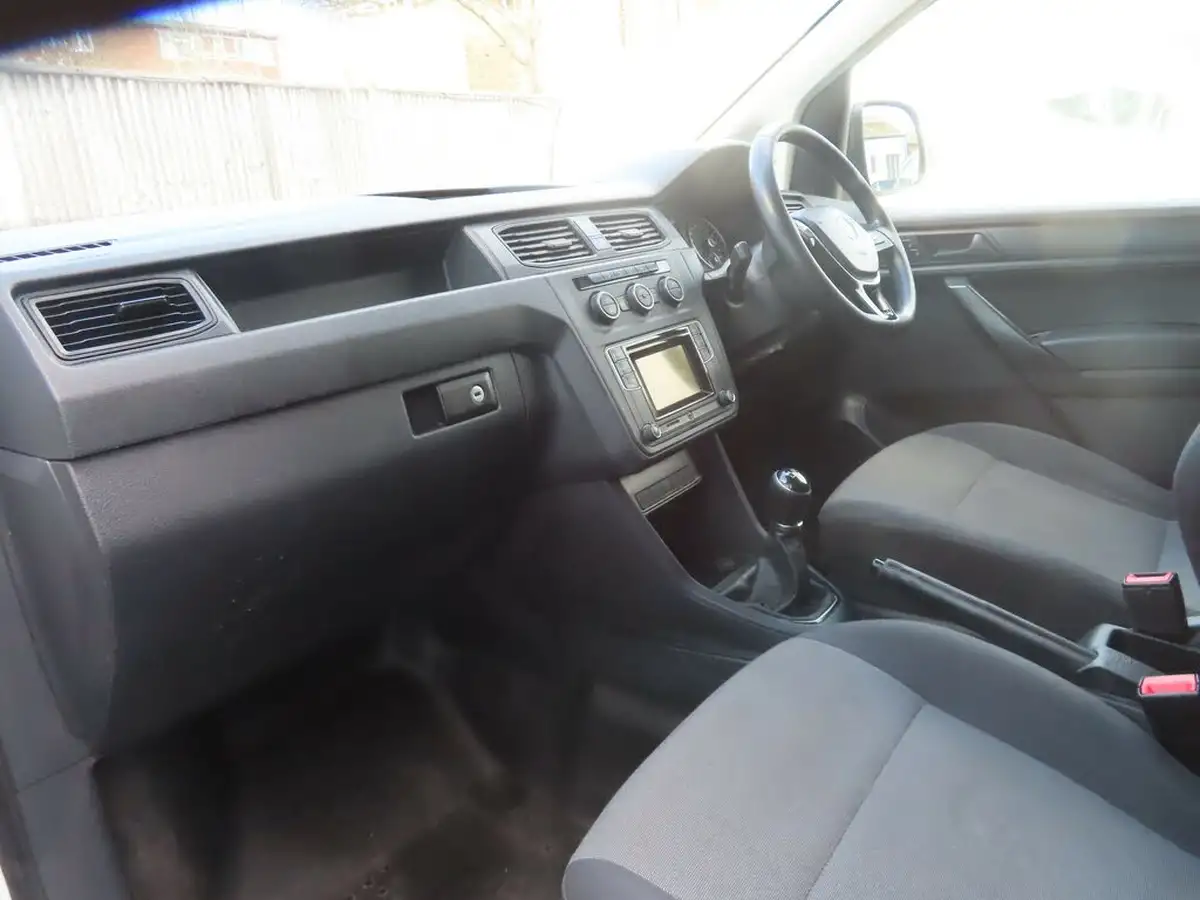 2019-volkswagen-caddy-maxi-10-tsi-c20-maxi-startline-bmt-102pseu6-big-31