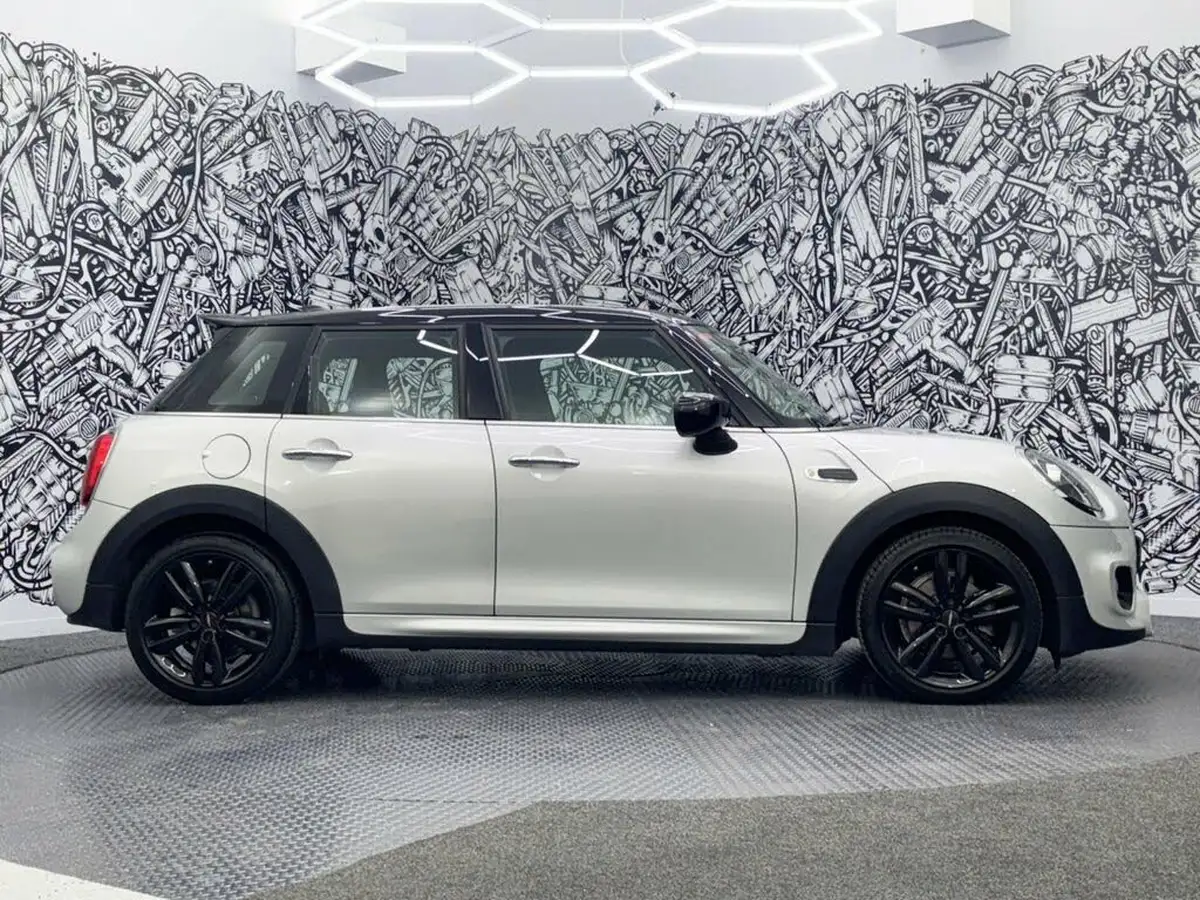 2020-mini-cooper-15-cooper-sport-hatchback-5d-auto-big-9