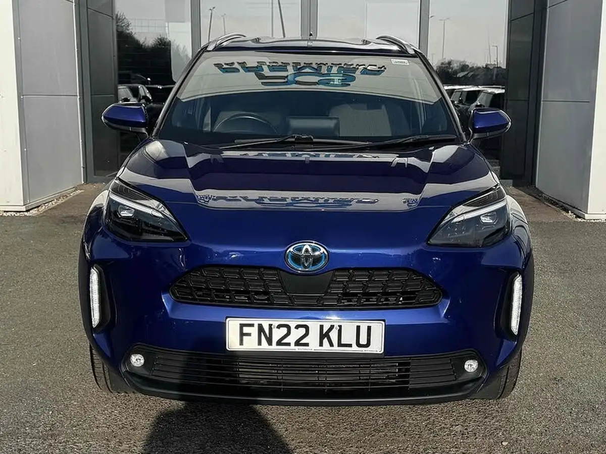 2022-toyota-yaris-15-vvt-i-design-panoramic-roof-big-38