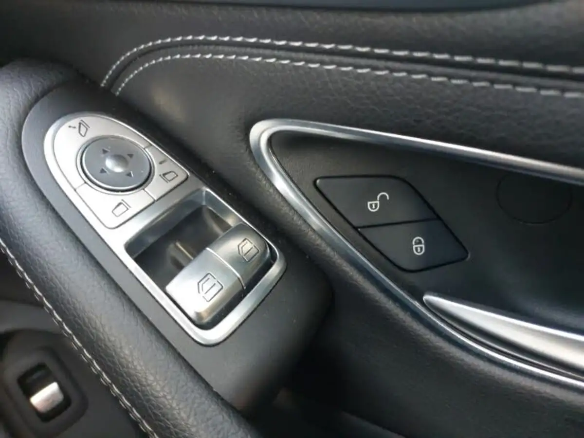 2016-mercedes-benz-c-class-21d-c250d-amg-line-204ps-ss-coupe-2d-9g-tronic-plus-big-18