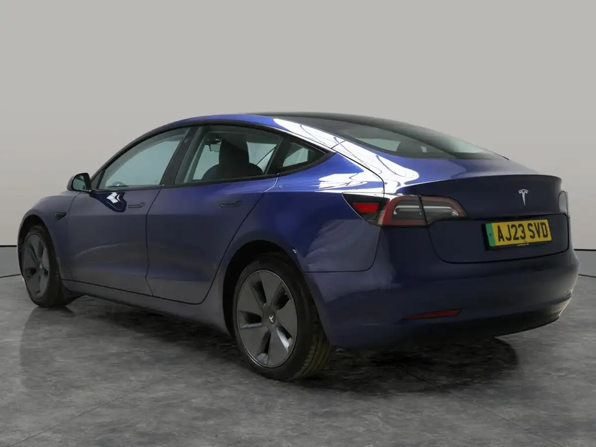 2023-tesla-model-3-e-rwd-long-range-big-13