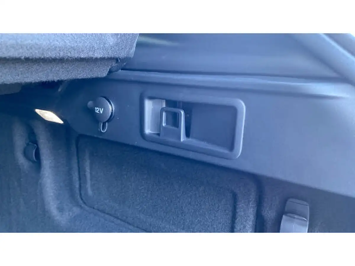 2024-jaguar-f-pace-20-d200-r-dynamic-hse-black-big-27