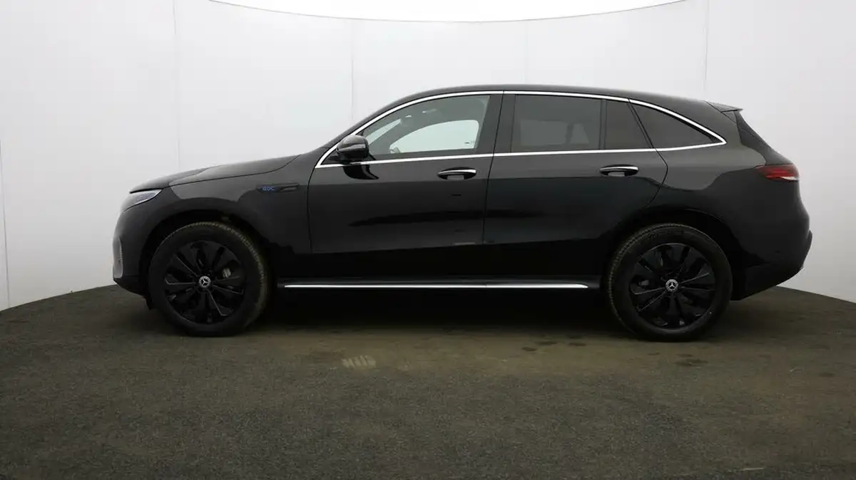 2021-mercedes-benz-eqc-e-eqc-400-sport-big-3