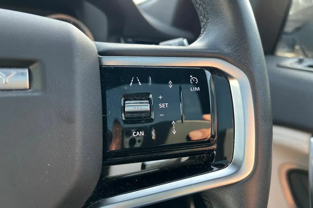 2022-land-rover-discovery-sport-15-p300e-urban-edition-big-23