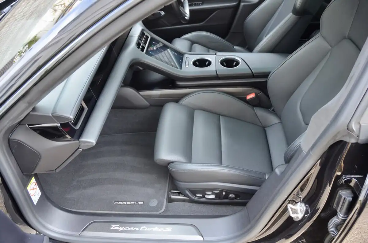 2021-porsche-taycan-e-turbo-s-performance-battery-plus-big-41