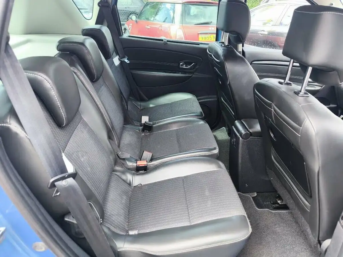 2015-renault-scenic-15td-dynamique-tom-tom-energy-ss-big-9