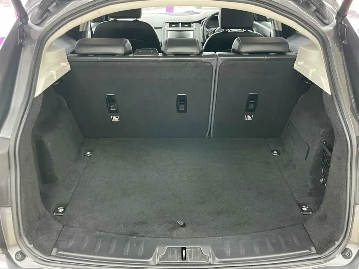 2019-jaguar-e-pace-20-i4d-hse-180ps-big-14