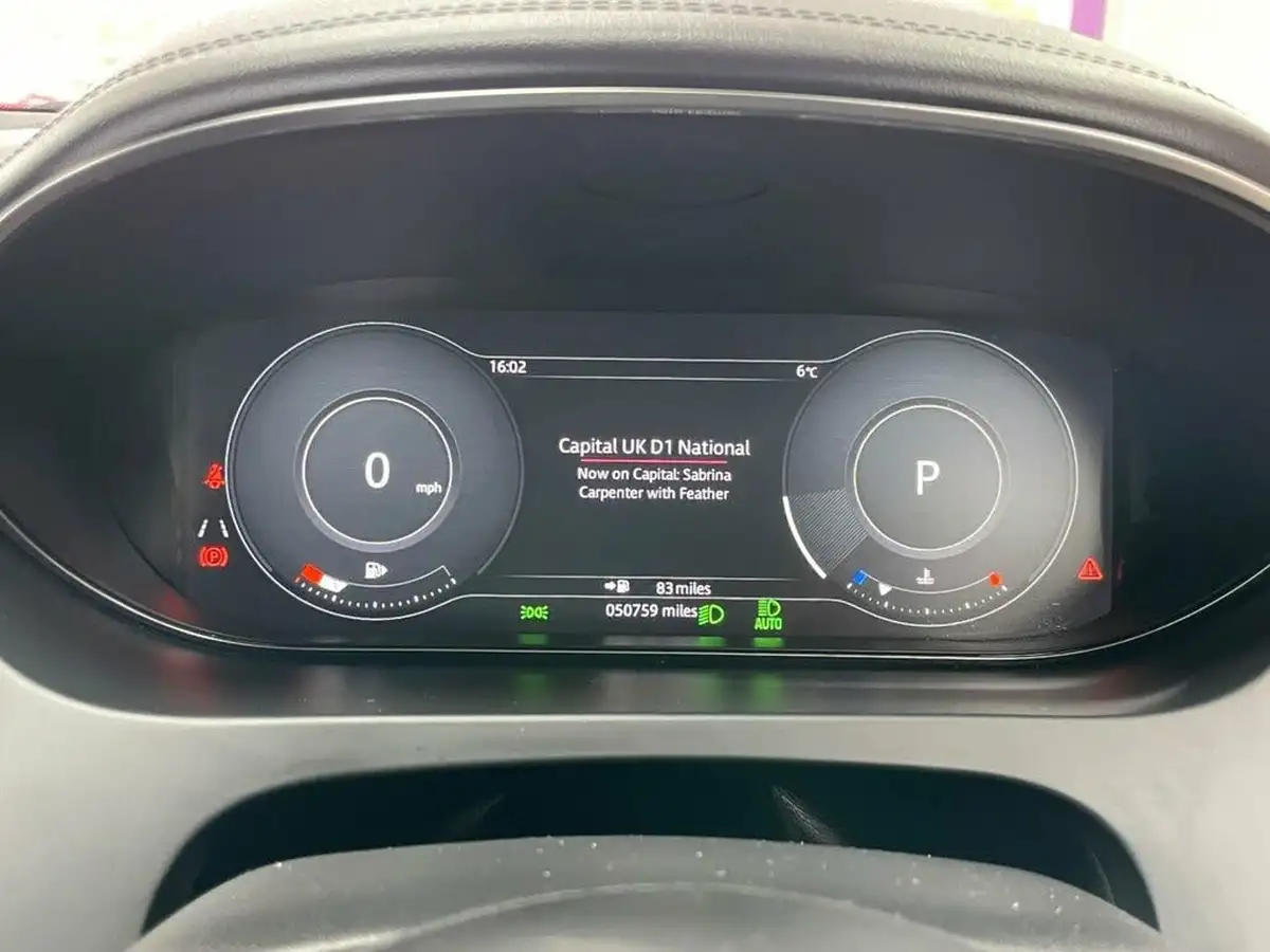 2019-jaguar-e-pace-20-i4d-hse-180ps-big-35