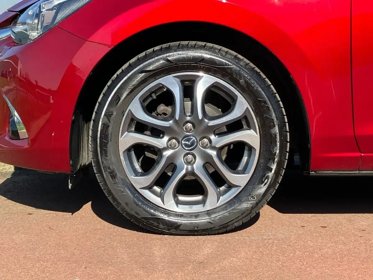 2019-mazda-mazda2-15-gt-sport-nav-115ps-big-6