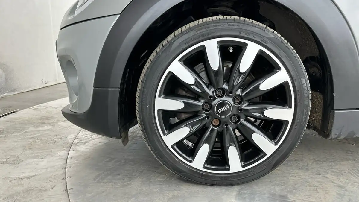 2018-mini-cooper-15-cooper-exclusive-134bhp-ss-hatchback-5d-big-16
