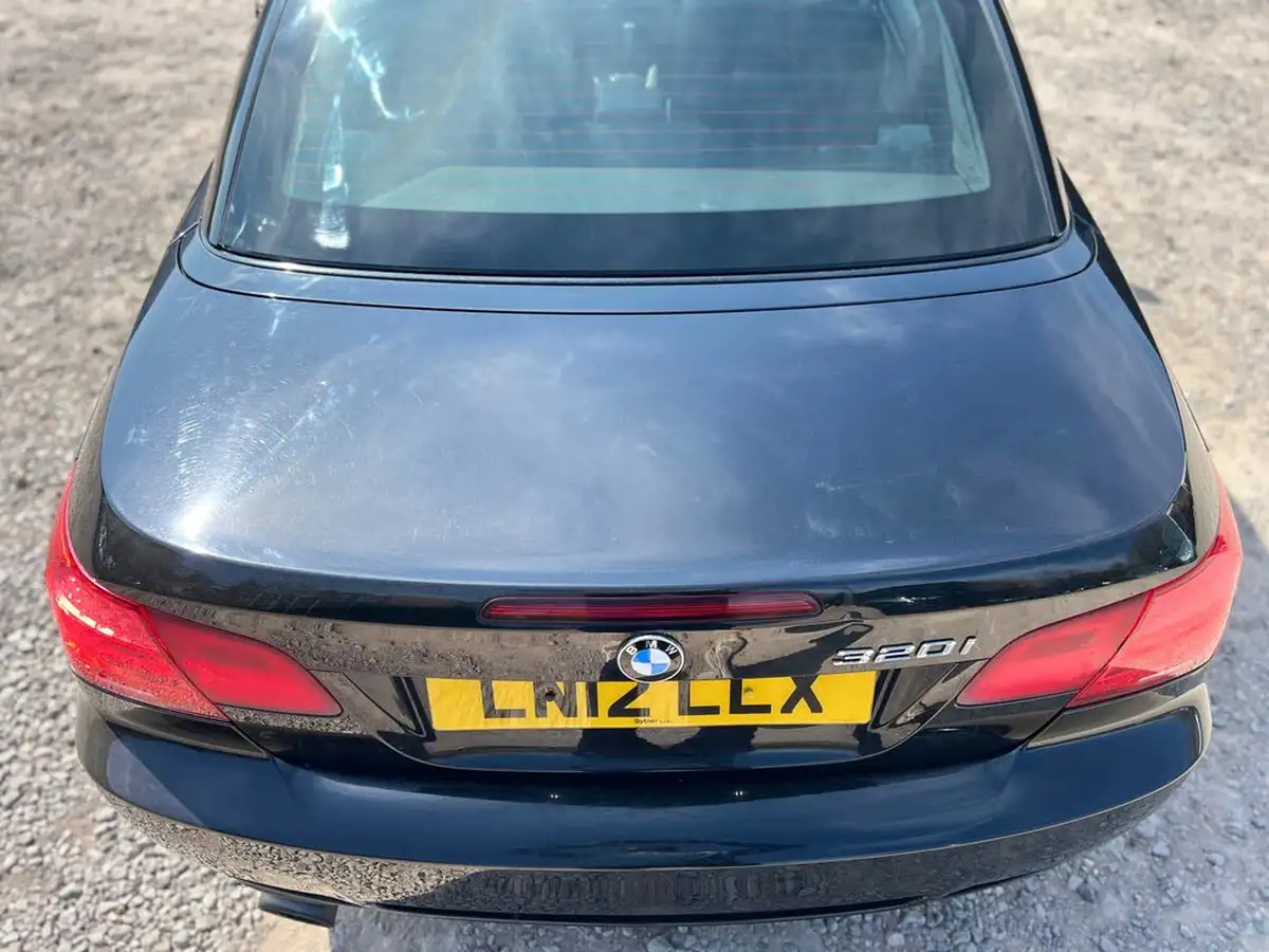 2012-bmw-3-series-20-320i-sport-plus-convertible-2d-auto-big-25