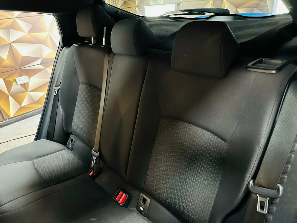 2018-toyota-c-hr-18-vvt-i-dynamic-big-50