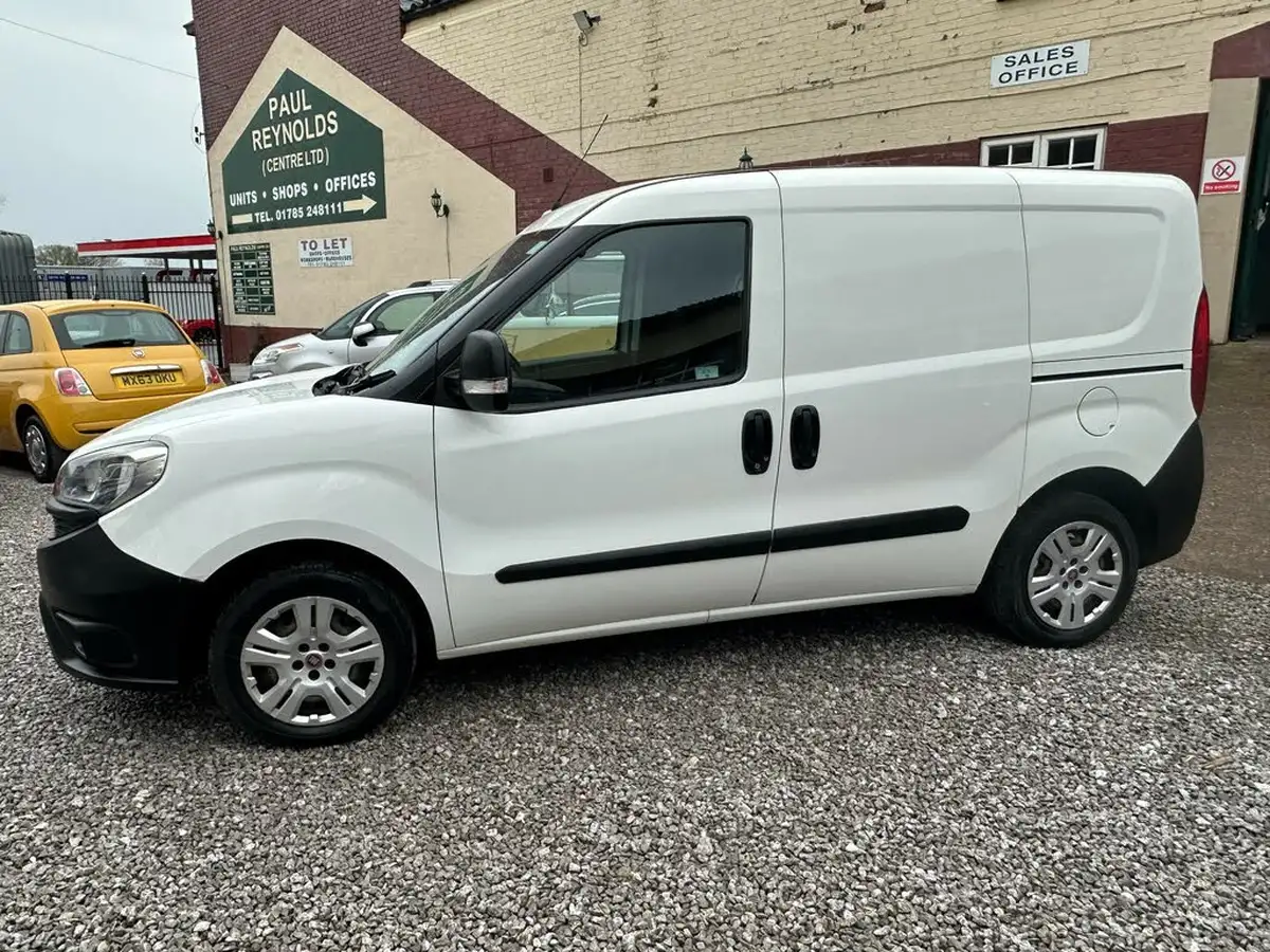 2015-fiat-doblo-cargo-13td-v-l1-refrigerated-van-big-22