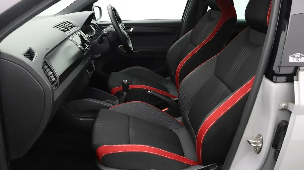 2021-skoda-fabia-10-tsi-monte-carlo-95ps-hatchback-big-13