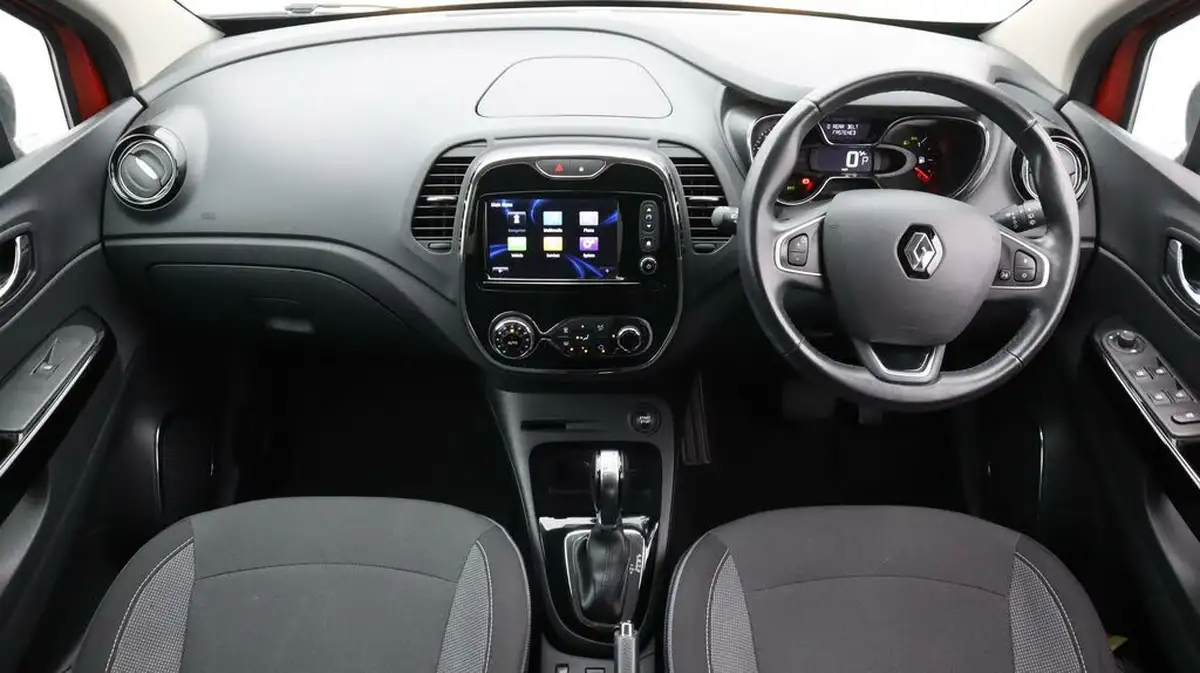 2017-renault-captur-15dci-dynamique-s-nav-90bhp-edc-auto-big-12