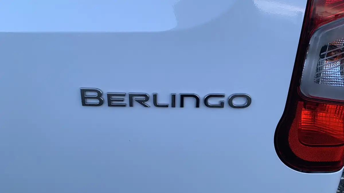 2024-citroen-berlingo-15-bluehdi-m-enterprise-100pseu6e-big-43