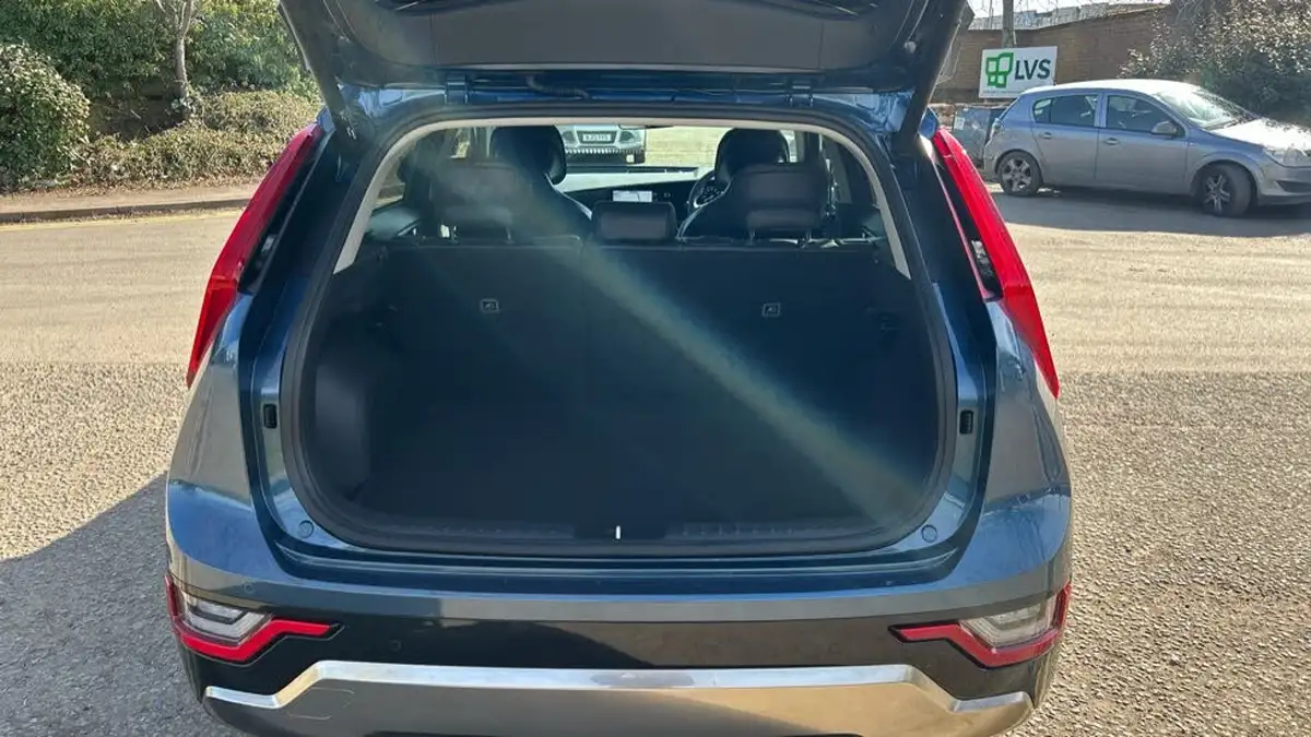 2025-kia-niro-16-gdi-4-168bhp-phev-111kwh-big-7