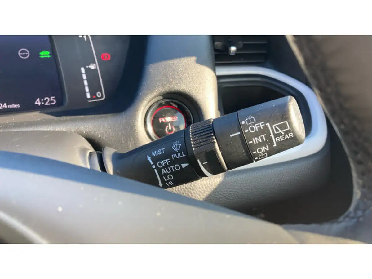 2021-honda-jazz-15-i-mmd-ex-107ps-big-37