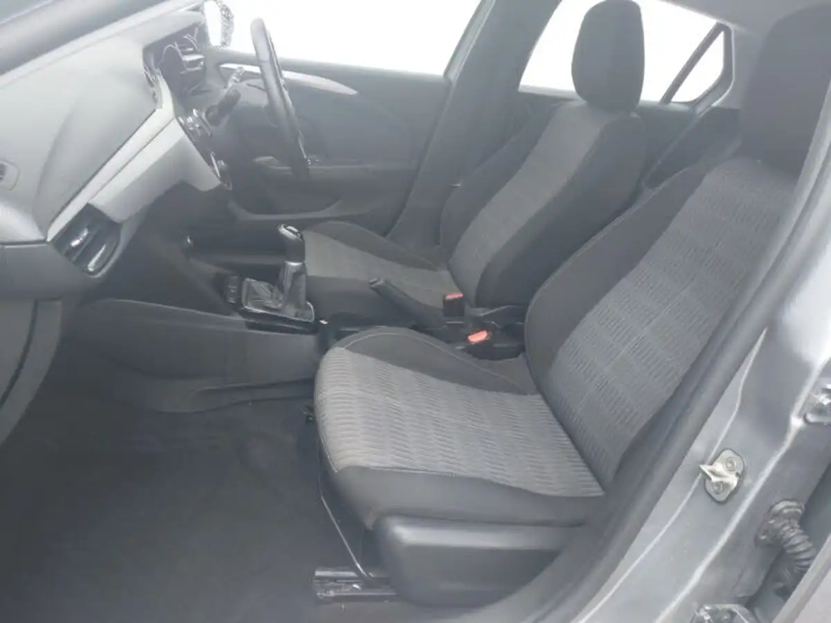 2021-vauxhall-corsa-12i-se-edition-big-4