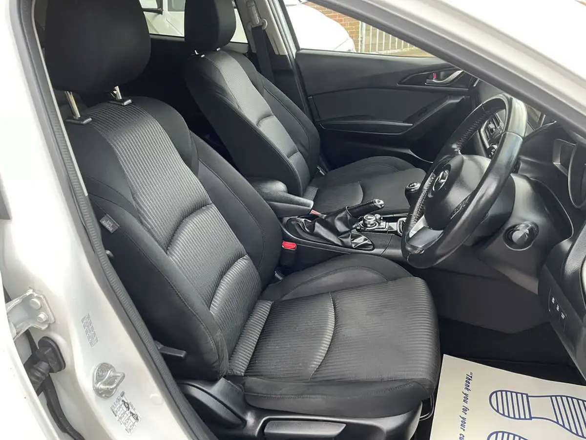 2016-mazda-mazda3-20-se-l-nav-skyactiv-g-hatchback-5d-big-31