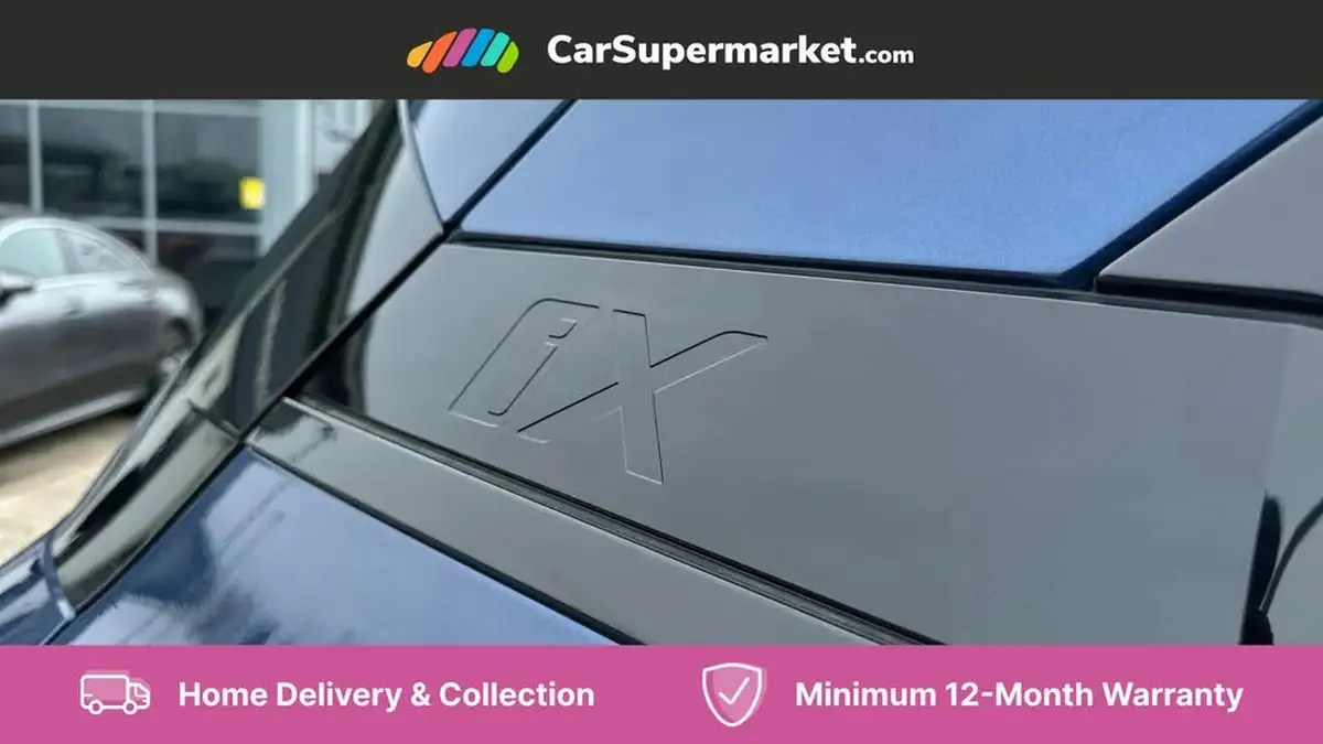 2024-bmw-ix-e-xdrive-50-m-sport-big-11