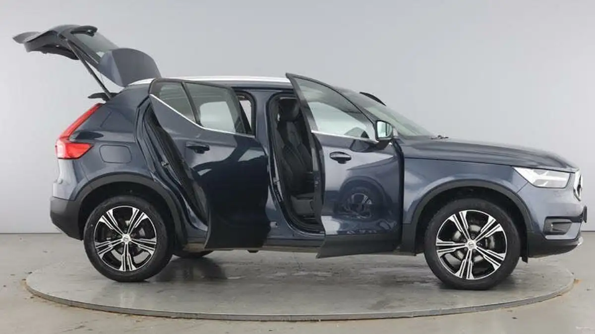 2021-volvo-xc40-15-t3-inscription-pro-161bhp-auto-big-9