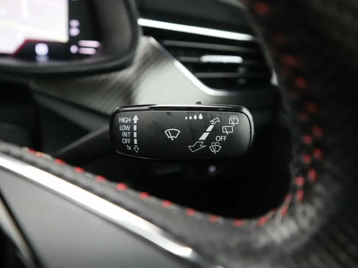 2021-skoda-kamiq-15-tsi-monte-carlo-big-24