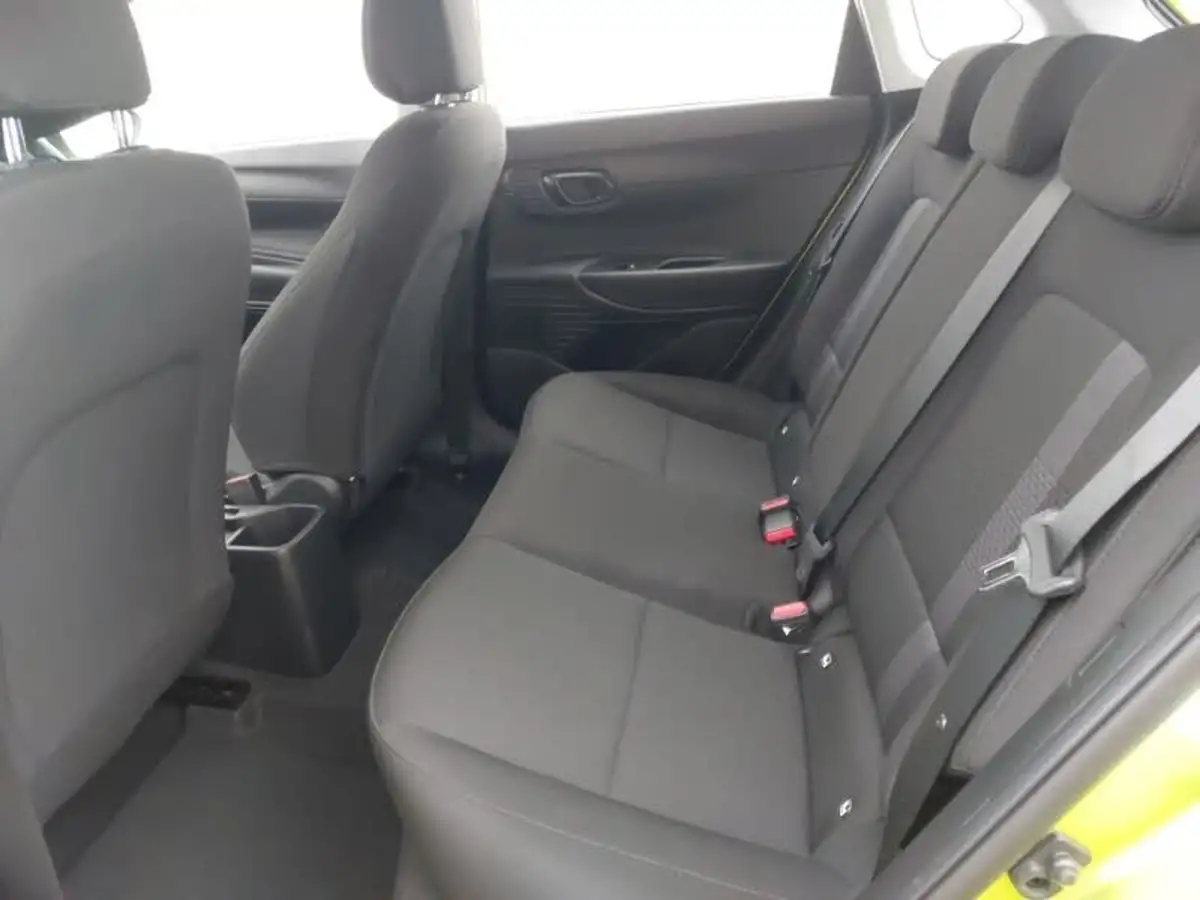 2024-hyundai-i20-10-t-gdi-advance-big-5