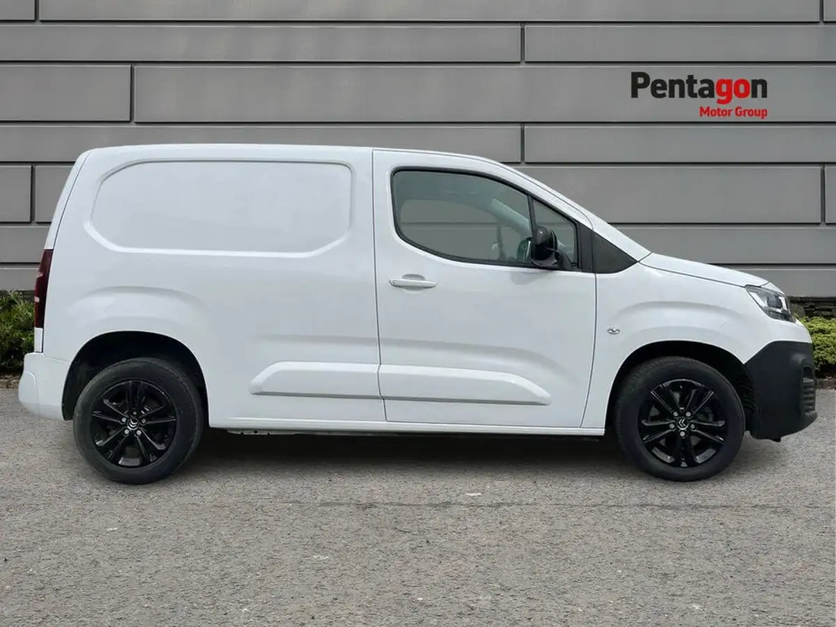 2021-citroen-berlingo-15bluehdi-1000-driver-100pseu6dt-e-ss-big-10